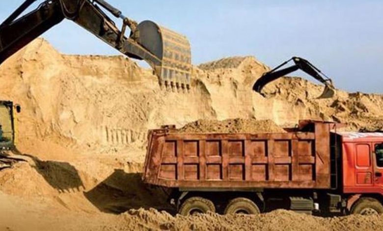 جماعة الويدان بمراكش تواجه كارثة بيئية بسبب استغلال مقلع عشوائي للرمال (صورة)